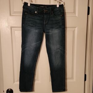 💚046 Express Blue Ankle Cropped Jeans with Distressed Look